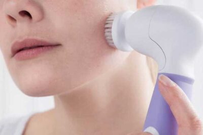 Cepillo-facial.-Que-es,-para-que-sirven,-los-tipos-y-como-elegir-el-mejor